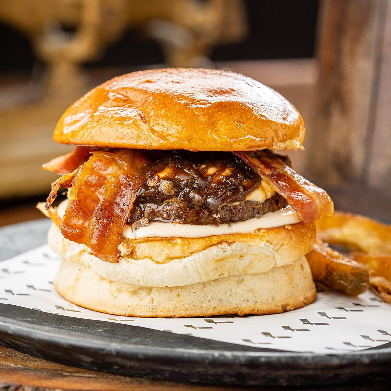 Compre 01 hamburguer e leve outro
