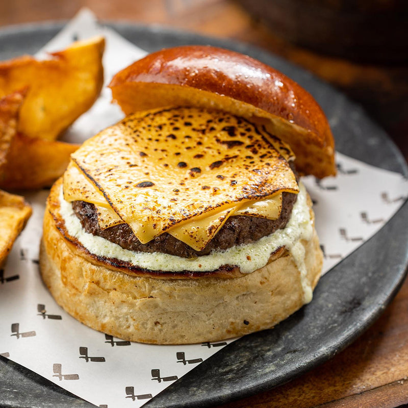 Compre 01 hamburguer e leve outro